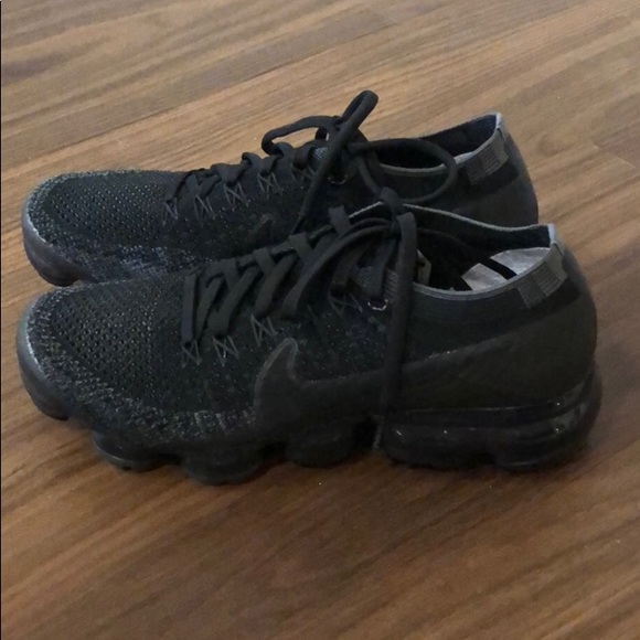 Zapatos Nike Vapor Max Sz 65 Y 75 Poshmark Encaja Mujeres Zapatos Max Nike Vapor Max Zapatos Sz 65 Y 75 Poshmark Encaja Mujeres 13f48d